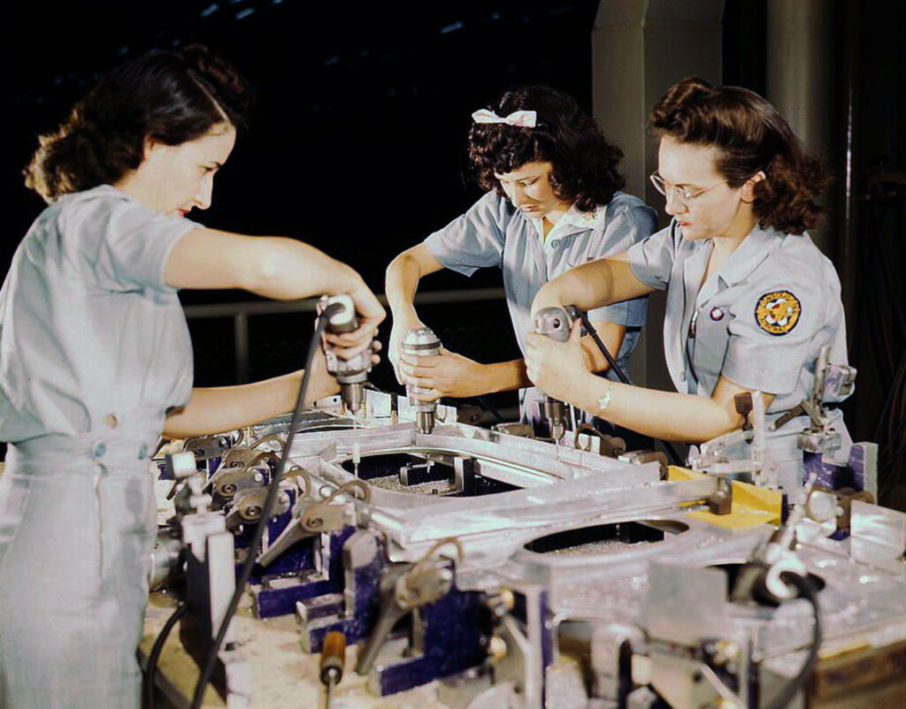 women working in factories during ww2