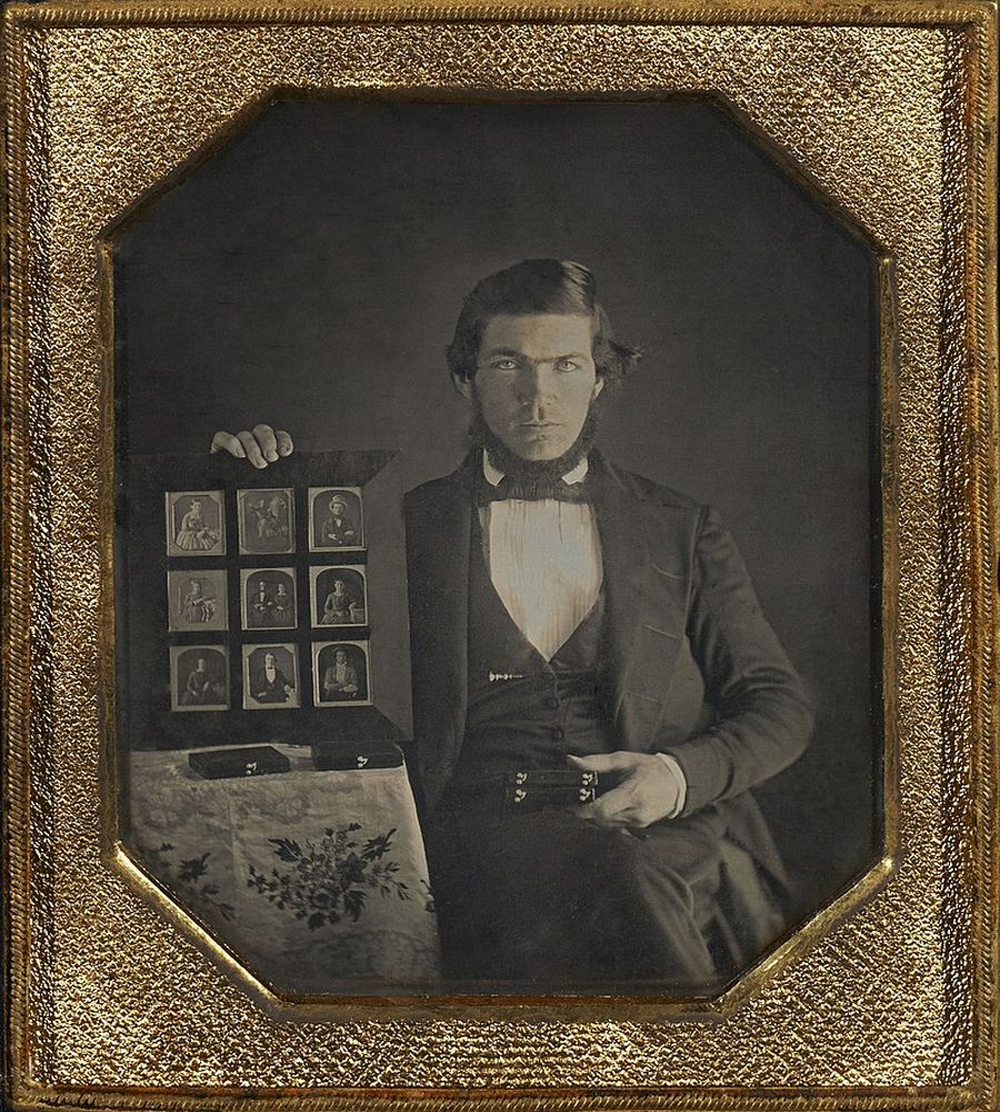 Daguerreotypists: Pioneers of Early Photography