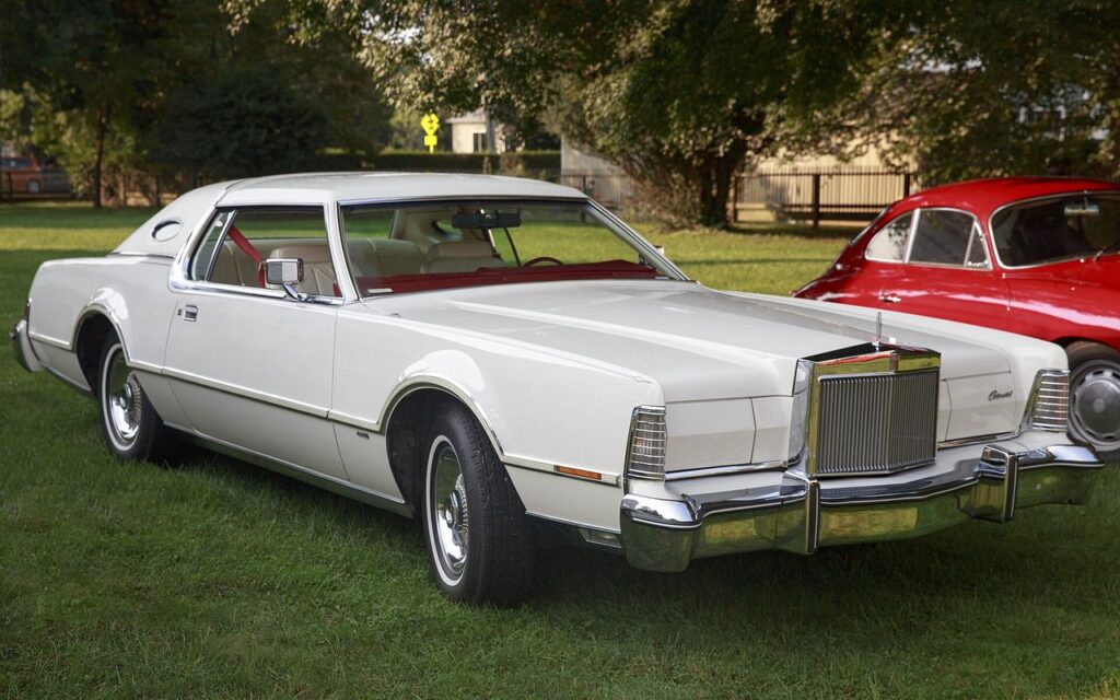 Lincoln Continental: A Symbol of American Elegance