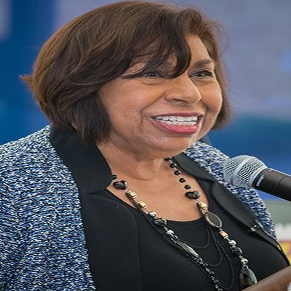 Sylvia Mendez: A Leader in School Desegregation