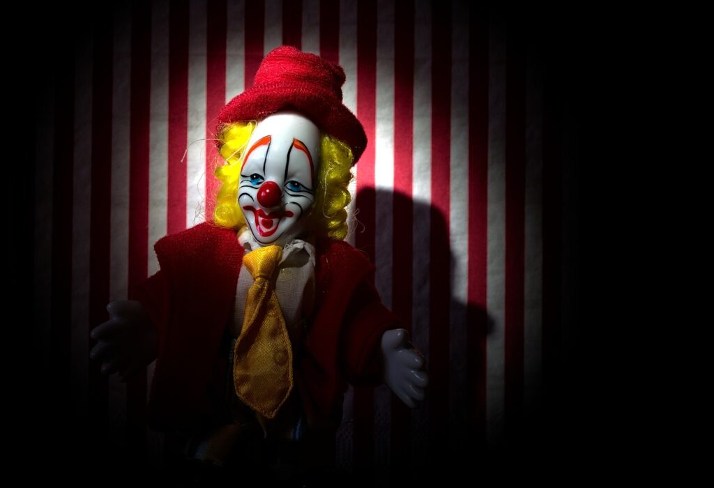 The clown statue
