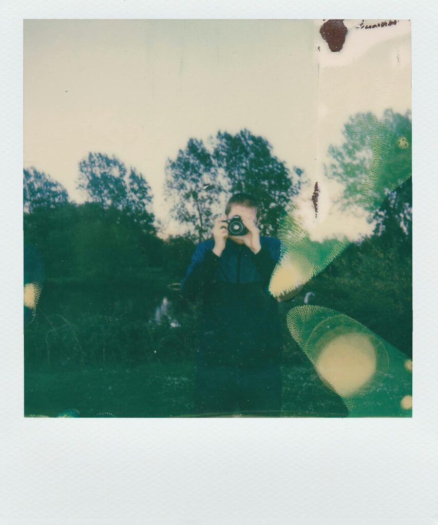 poloroid cam
