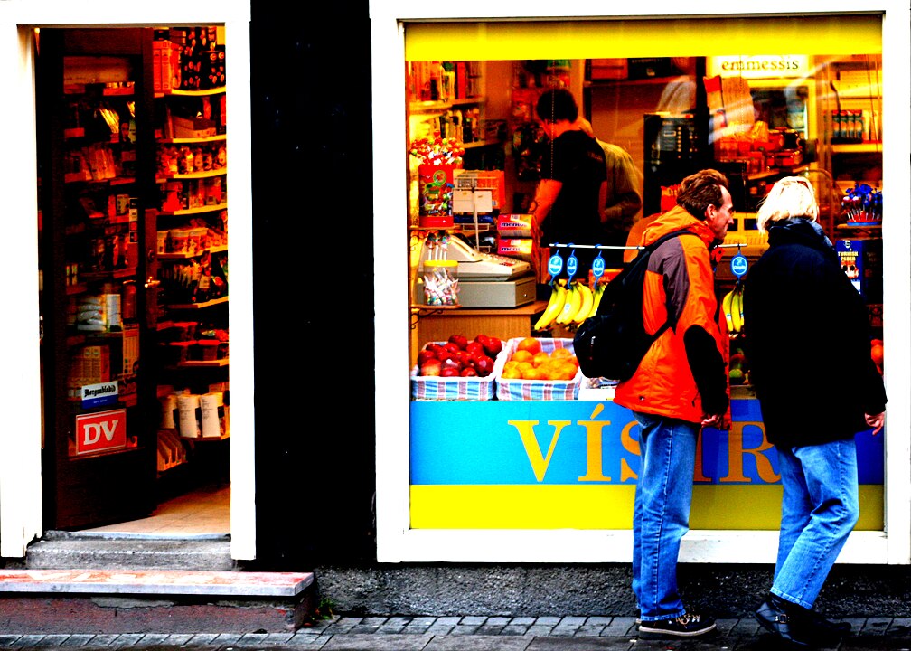 Curiosity_killed_the_cat