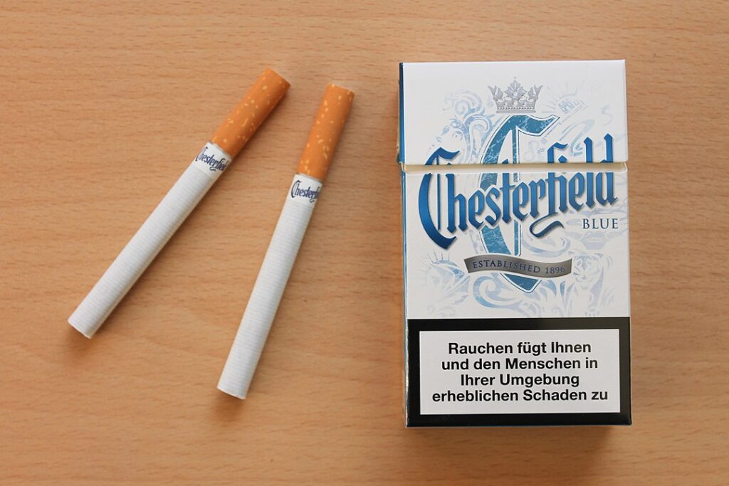 Chesterfield's Misleading Tobacco Glam