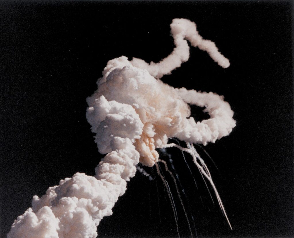 Space_Shuttle_Challenger_disaster