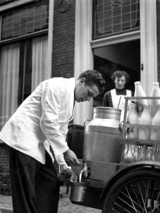 Milk Delivery: Fresh Dairy to Your Door
