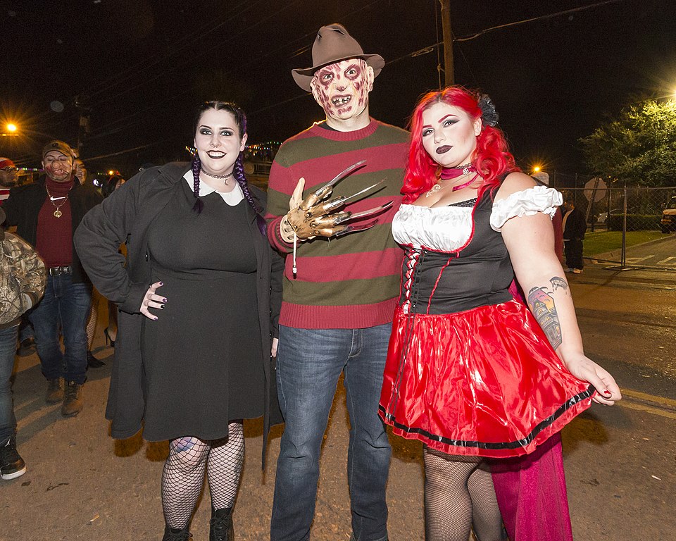 The Origins of the U.S. Custom of Halloween Costumes