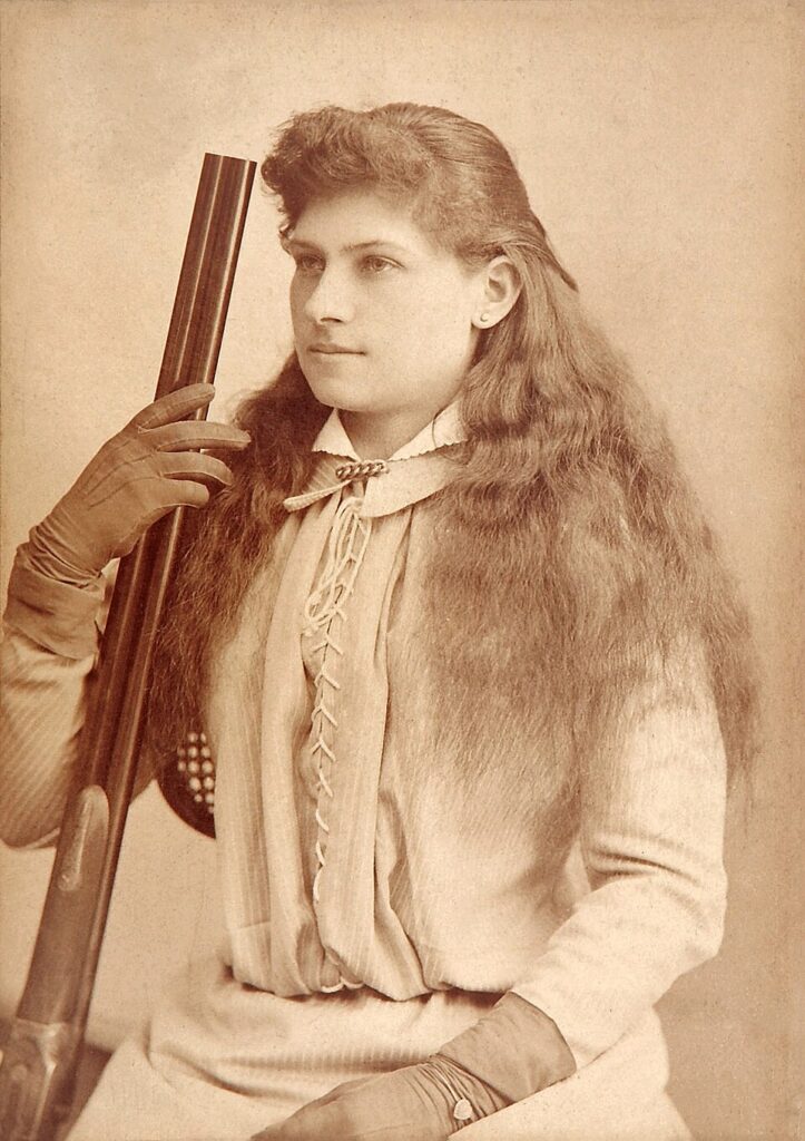 Annie Oakley: Sharpshooter Sensation