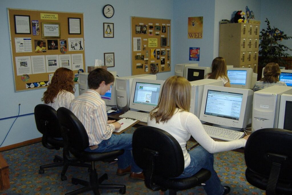 CD-ROMs: Expanding Learning Horizons