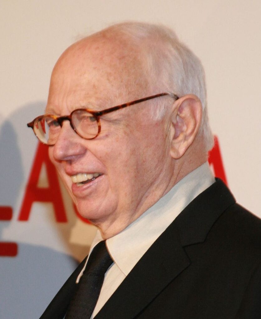 Ellsworth Kelly's Bold Minimalism