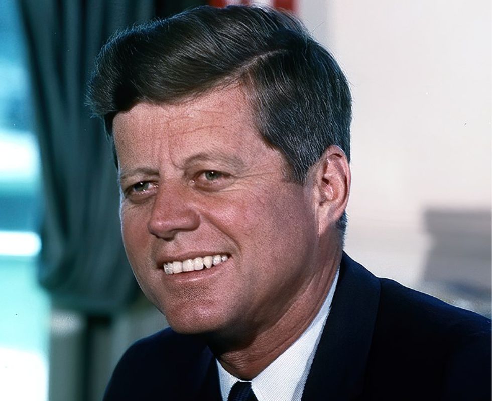 Cecil Stoughton, White House, Public Domain / Wikimedia Commons