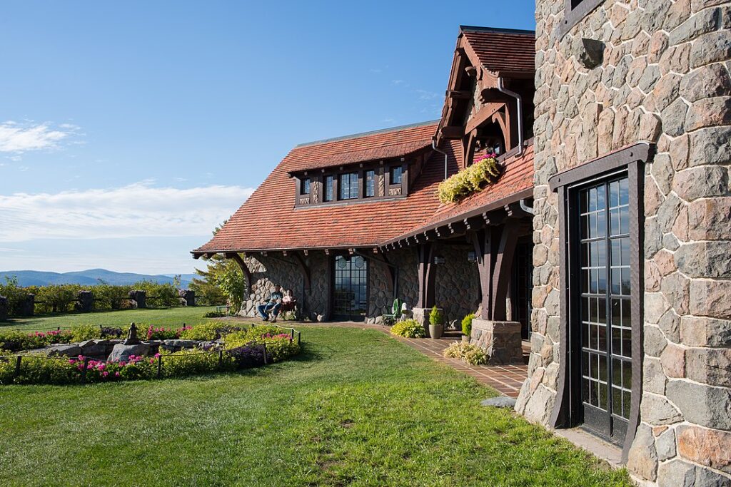 Castle in the Clouds: New Hampshire’s Treasure