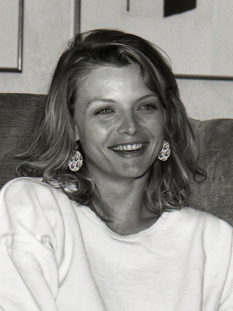Michelle Pfeiffer: Bringing Elegance to the Screen