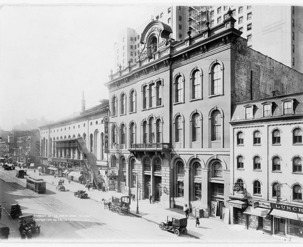 Irving Underhill, Public Domain / Wikimedia Commons 
