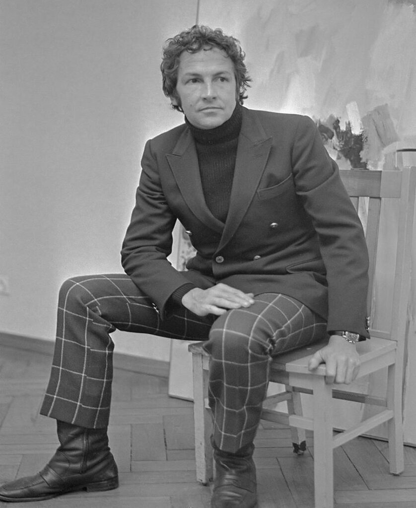 Robert Rauschenberg's Mixed Media
