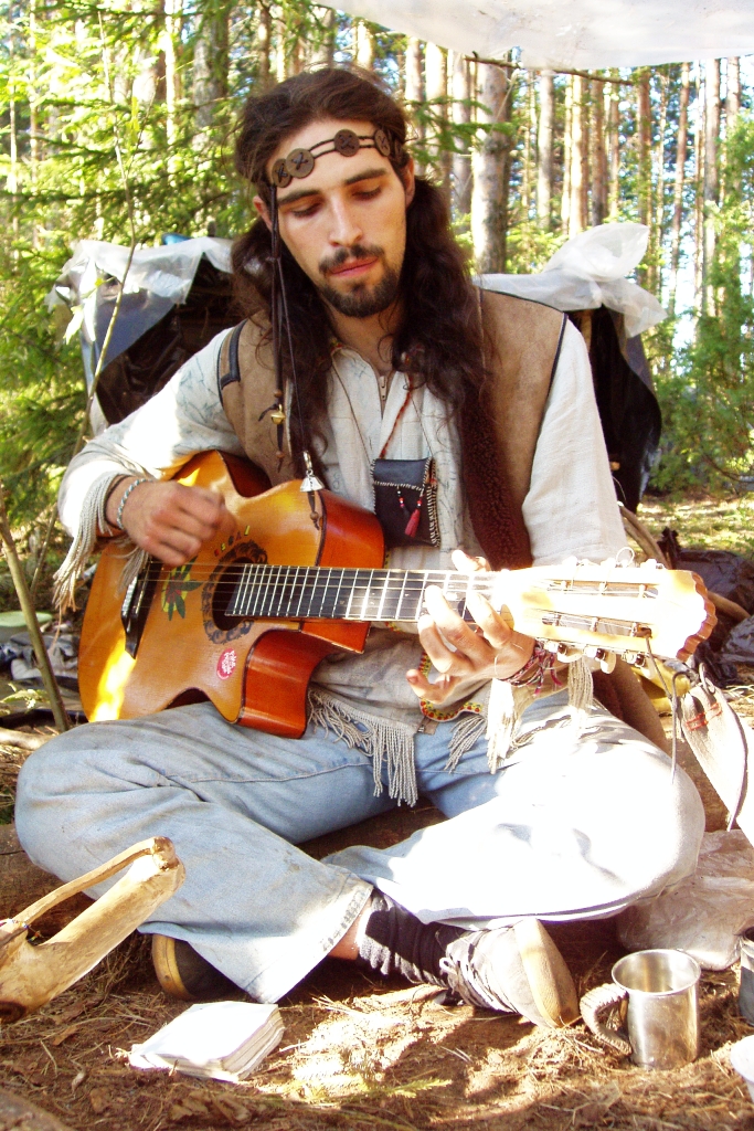 Hippie Fashion and the Counterculture