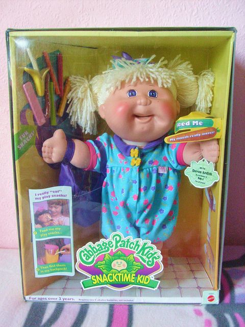 Snacktime Cabbage Patch: The Doll That Bites