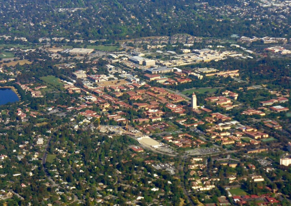 Stanford Research Park: University Land Sprouts an Innovation Grove