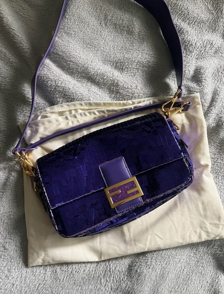 Baguette Bags: Under-Arm Essentials