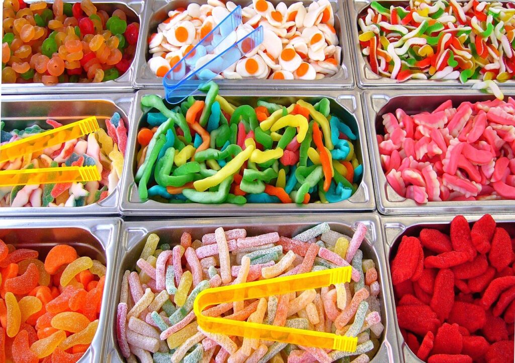 Candies: Sweets in Metal