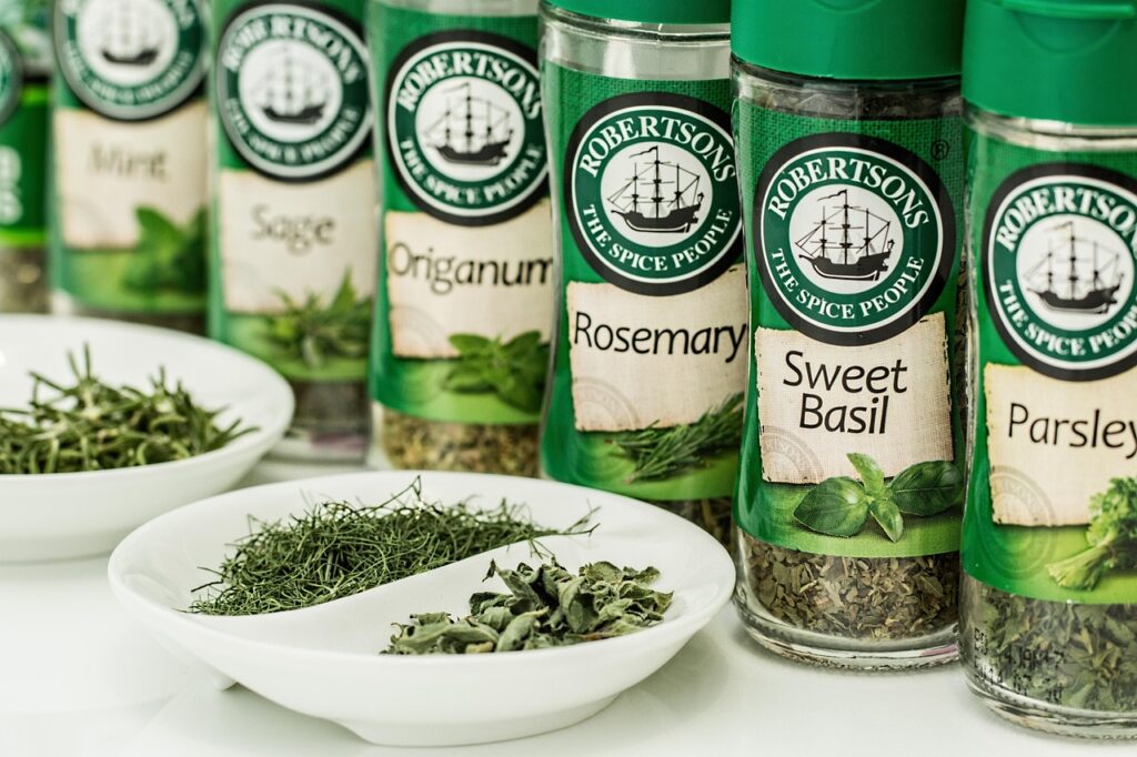 Spices: Garnished in Glass