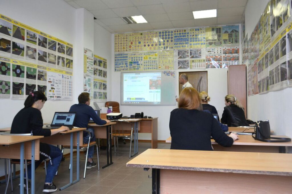 Internet: The World Enters the Classroom