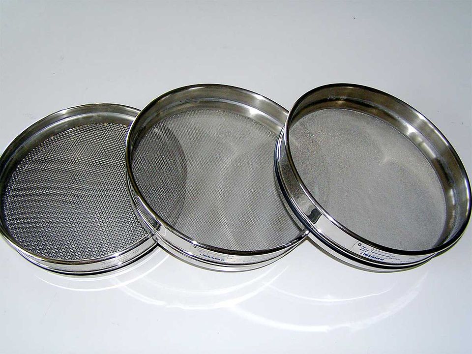 Essential Flour Sifter