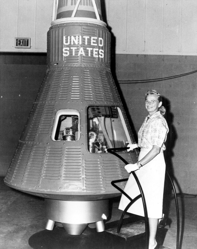 Jerrie Cobb: Pioneering Female Aviator