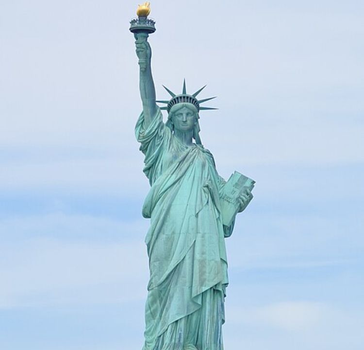 Statue of Liberty: Gateway to Freedom