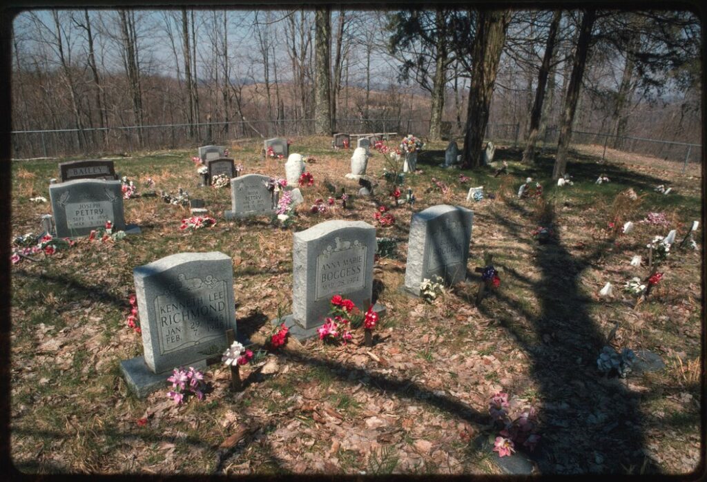 From Decoration to Memorial