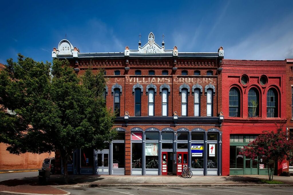 Corner Stores and Community Bonds