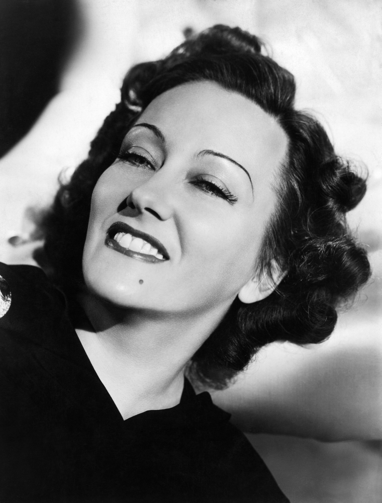 Gloria Swanson: Star of the Silver Screen