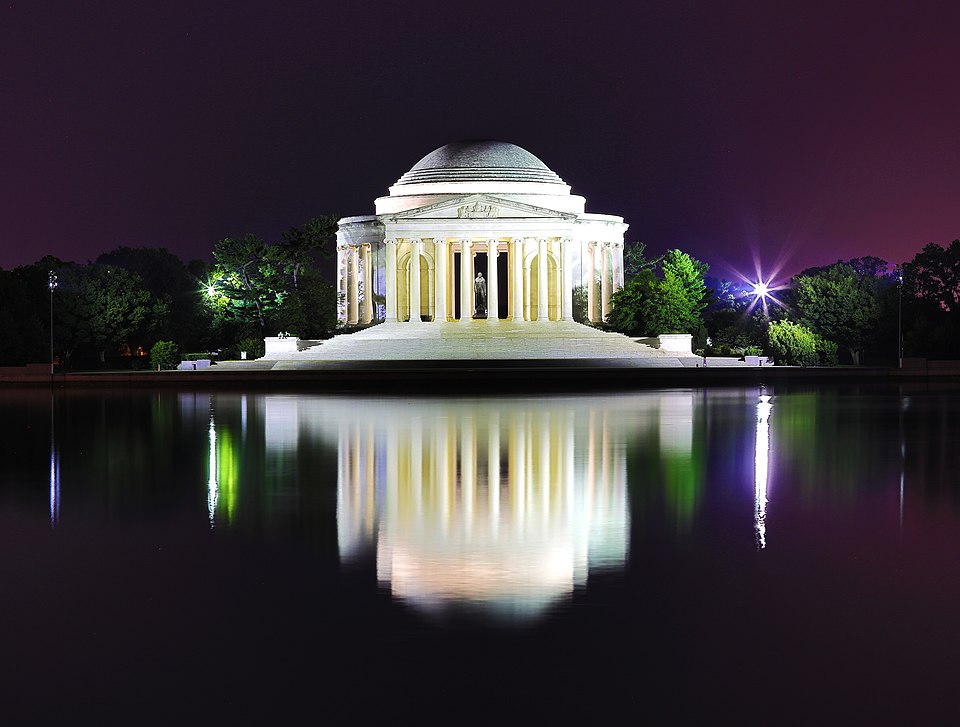 Jefferson Memorial's Hidden Contradictions