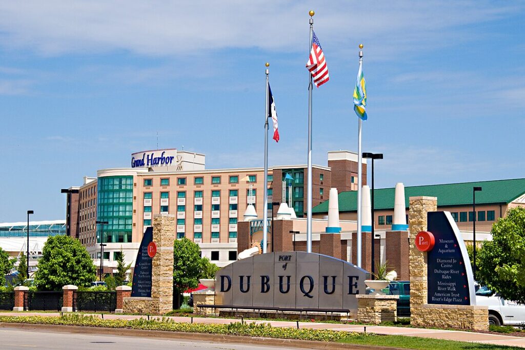 Dubuque, Iowa: Rivers and Relics