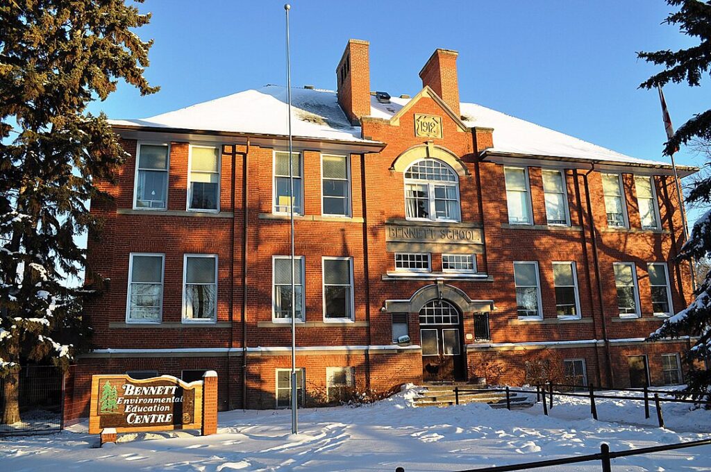 Bennet_School