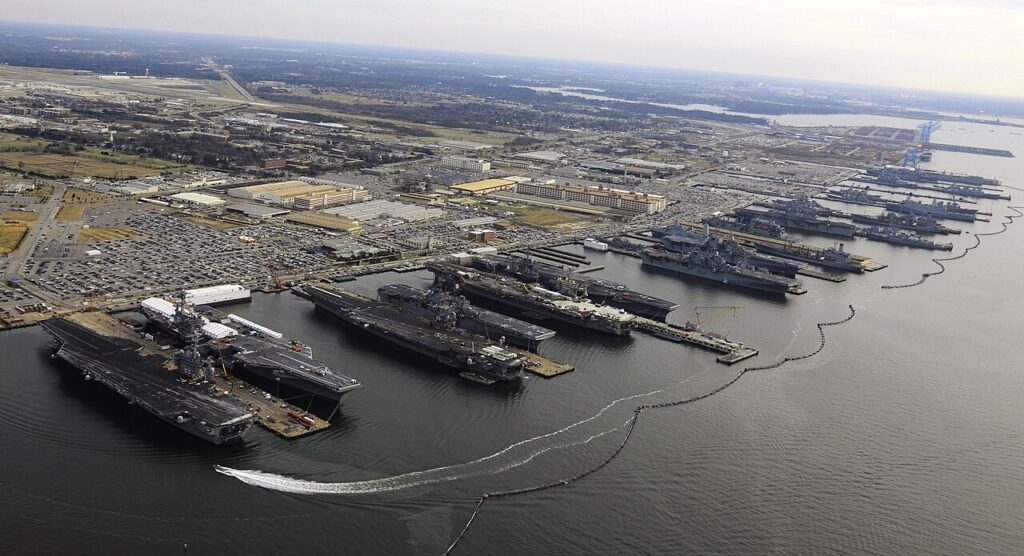 Norfolk’s Naval and Commercial Dockyard