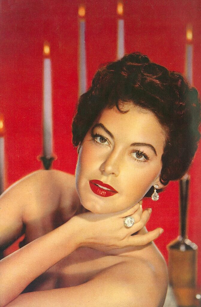 Ava Gardner: Sultry Glamour