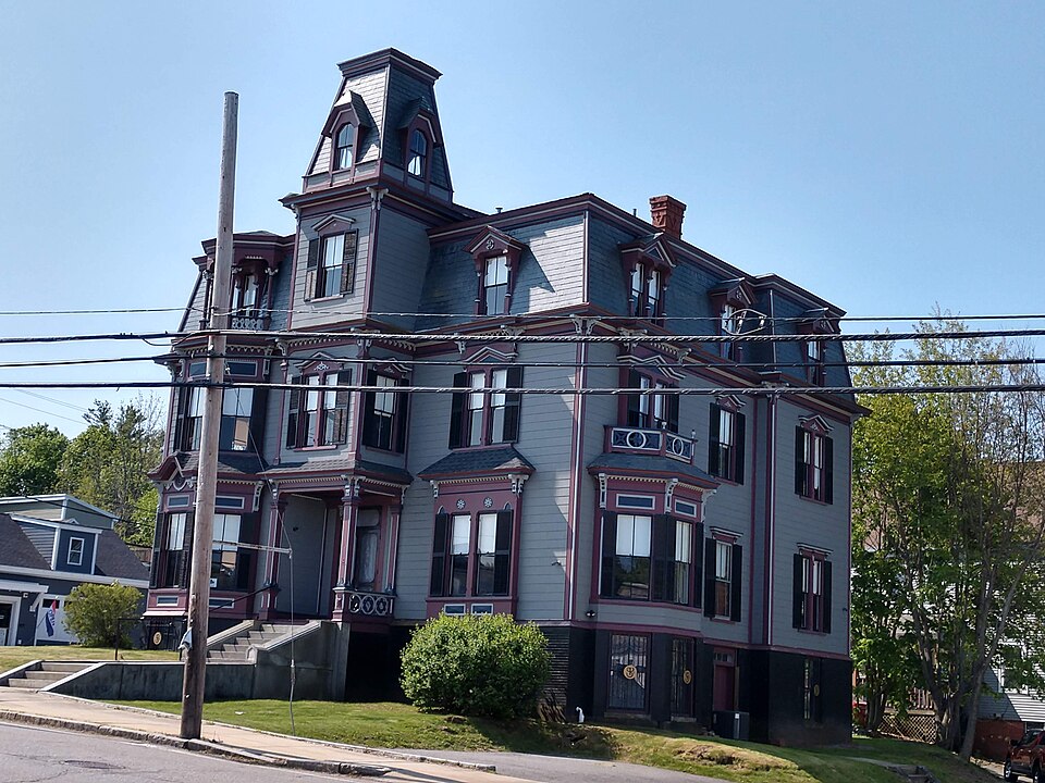 SK Pierce House