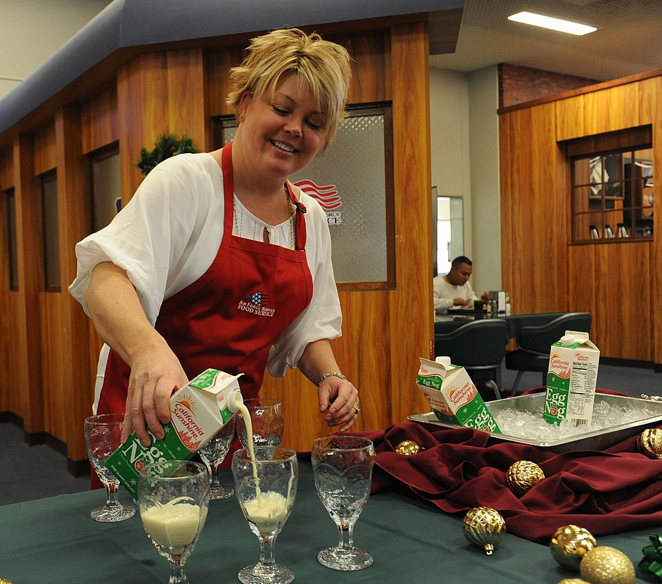 Whiskey-less Eggnog Treat
