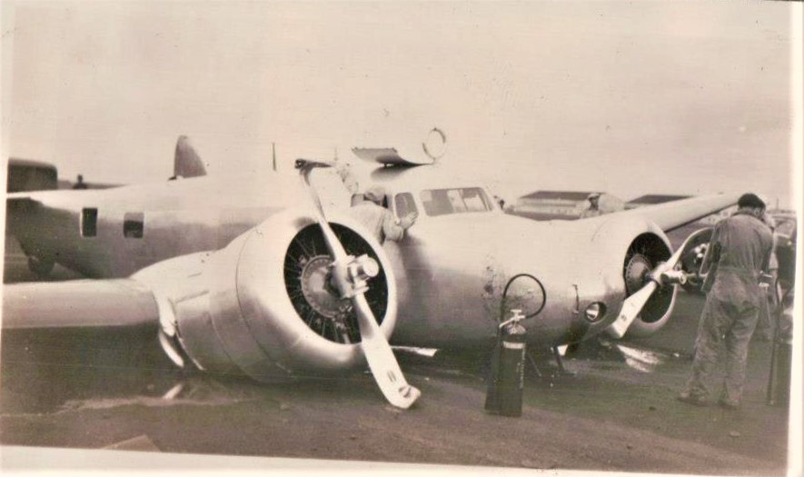 Amelia_Earhart's_plane