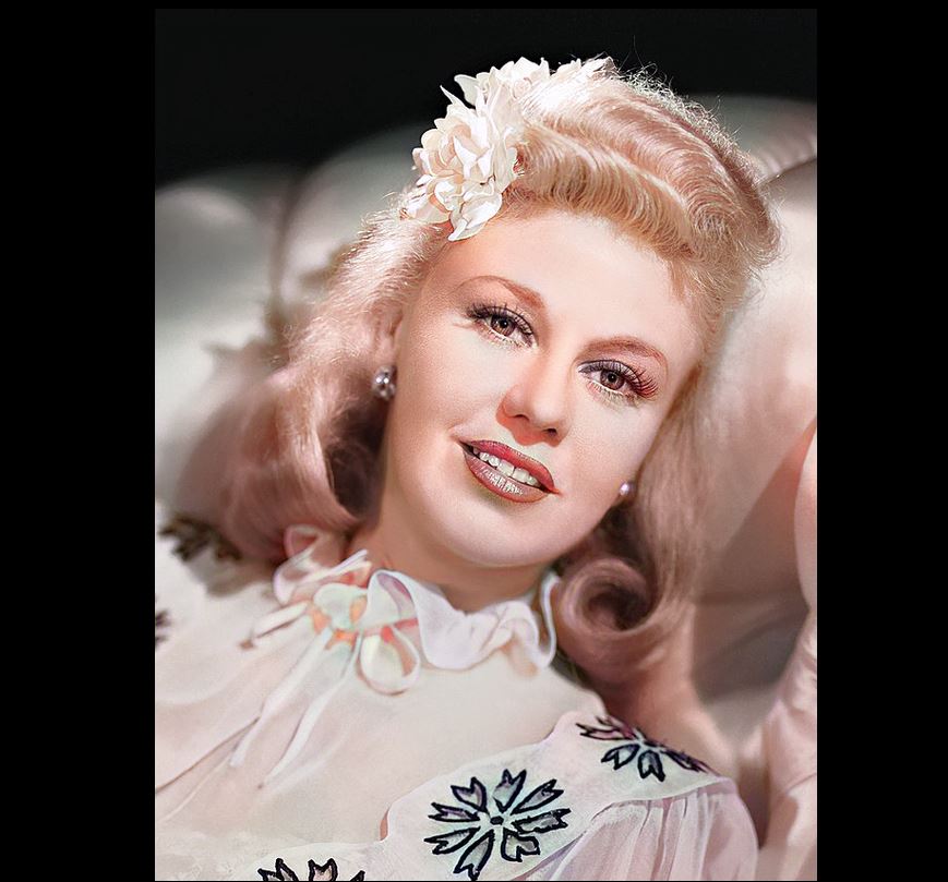 Ginger Rogers: Dancing Beauty