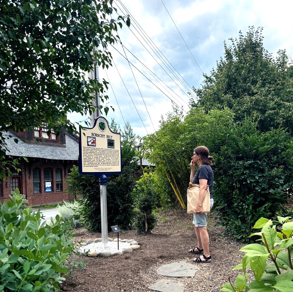 Once Bustling: The Mighty Borscht Belt