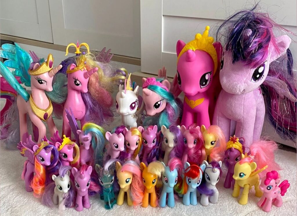 My Little Pony: A Colorful Collection