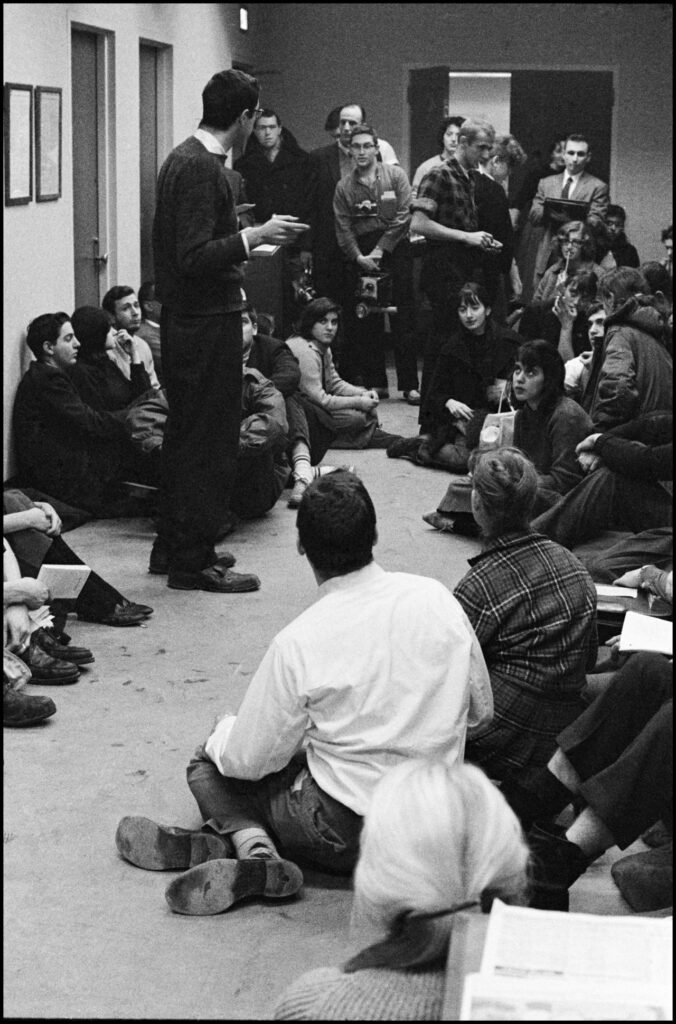 Defying Segregation in Chicago