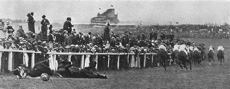 The 1913 Epsom Derby Run-Up