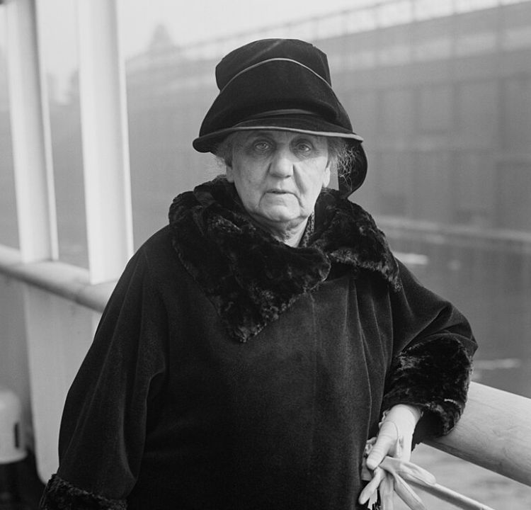 Jane Addams: Social Reformer and Educator