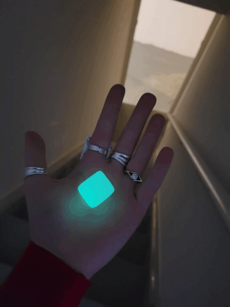 Luminous Signal Stones