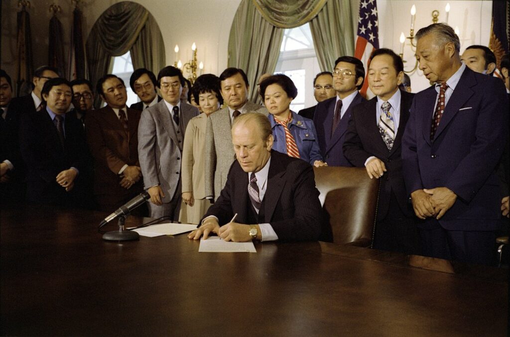 Executive Order 9066: Japanese Internment