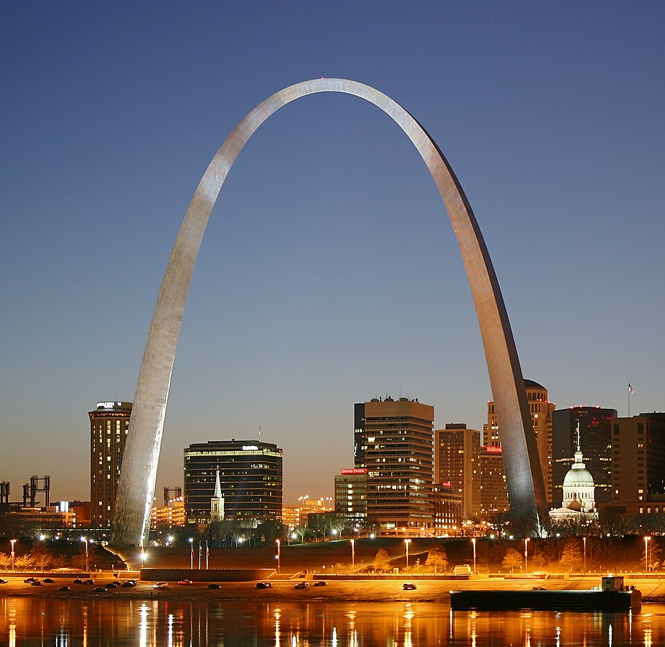 The Unrealized Gateway Arch