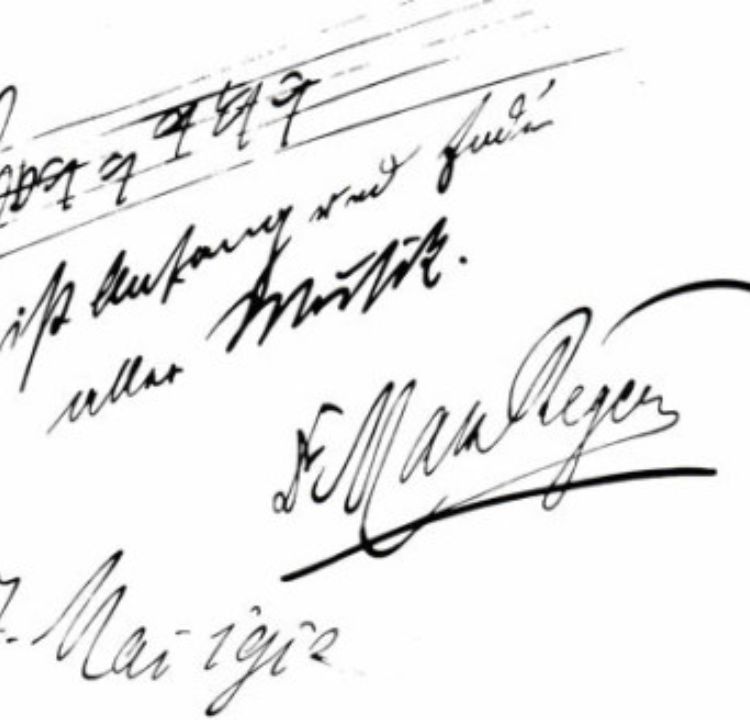Signed Memories: Autographs and Notes